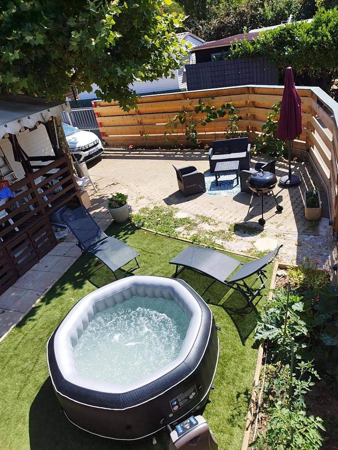 Havre De Paix Bord De Saone Avec Jacuzzi 호텔 매슈스 외부 사진